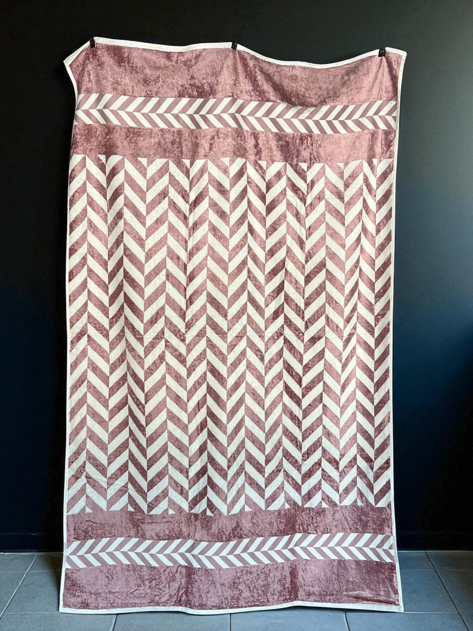 Plažni peškir "Big B19" – 96x150 cm