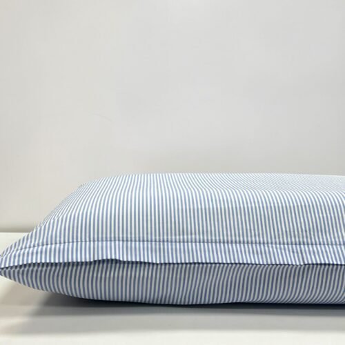 Jastučnica Plavo - Bela boja 40x60cm 100% pamuk Dezen Linije