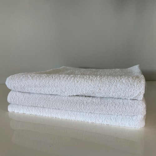 Peškir Indy 50x90cm Glat 400g/m2 Beli