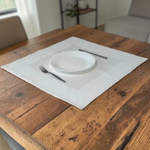 Salveta sa zrnčastom bordurom 55x55cm -nadstolnjak