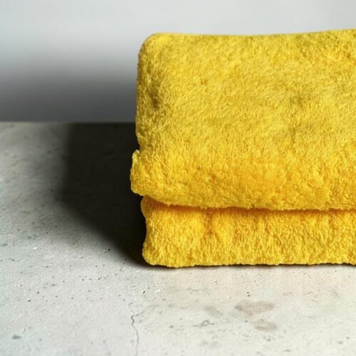 Peškir Indy 70x130 Glat 400g/m2 Žuti